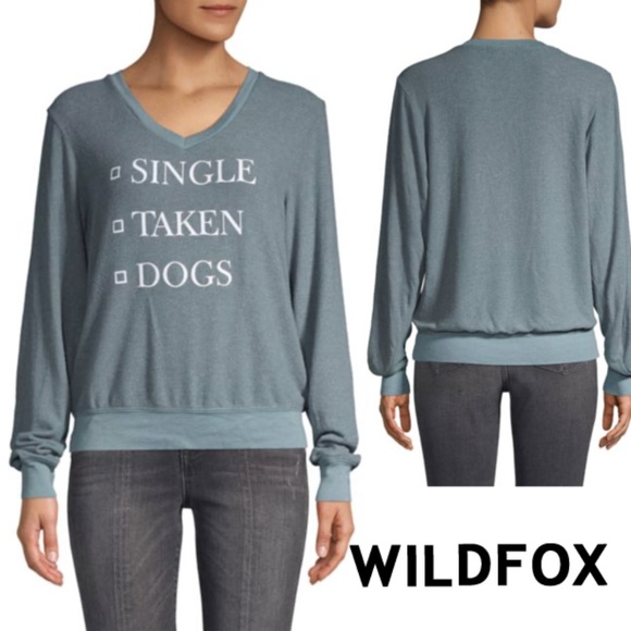Wildfox Single Taken Dogs Graphic Sweatshirt Size Medium Oversized New with tags - Picture 1 of 12